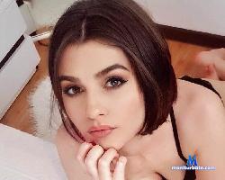 LaraCharm stripchat livecam performer profile