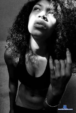 acuarianstar stripchat livecam performer profile