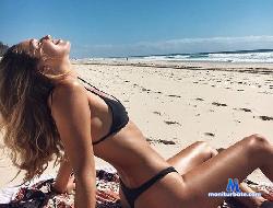 DinaMartino67 stripchat livecam performer profile