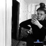 EleonoraHill stripchat livecam show performer room profile