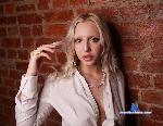 PollyHenderson stripchat livecam show performer room profile