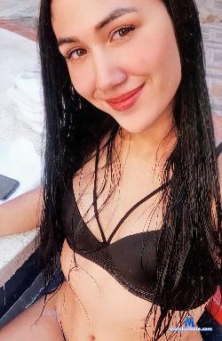 briana_w stripchat livecam performer profile