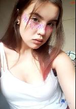 MerrySaylant stripchat livecam show performer room profile