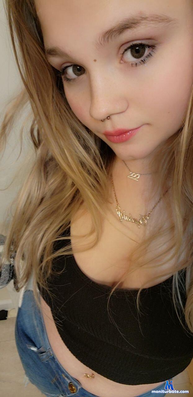Cutiepietease02 Stripchat performer
