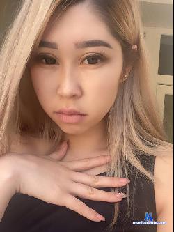 linamia stripchat livecam performer profile