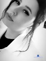 Moon-Light stripchat livecam show performer room profile