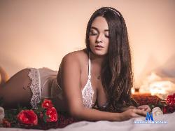 keyla_henao_ stripchat livecam performer profile