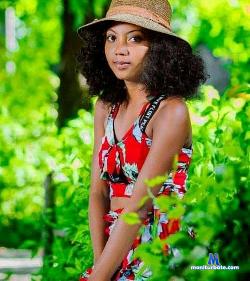 Pretty_mince_blackchoco stripchat livecam performer profile