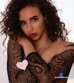 CurlyGirl_ stripchat livecam show performer room profile