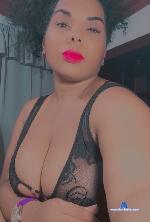 Hotdark_Ivon stripchat livecam show performer room profile