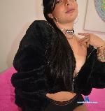 QarlaW stripchat livecam show performer room profile
