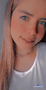 house_girl1 stripchat livecam show performer room profile