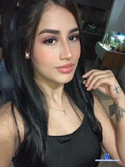 IsaaCute stripchat livecam performer profile