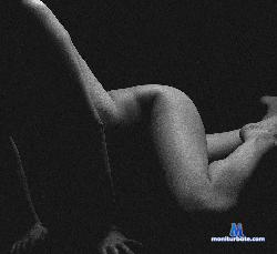 mari_ibbi stripchat livecam performer profile