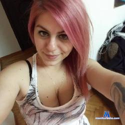 PlayfulSamira stripchat livecam performer profile