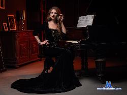 NyushaClark stripchat livecam performer profile