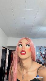 Michelle_Official stripchat livecam show performer room profile