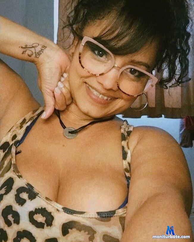 Yameil Stripchat performer