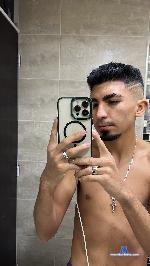 JThiago-G stripchat livecam show performer room profile