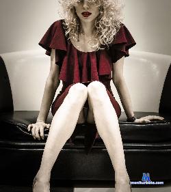 milanochka stripchat livecam performer profile